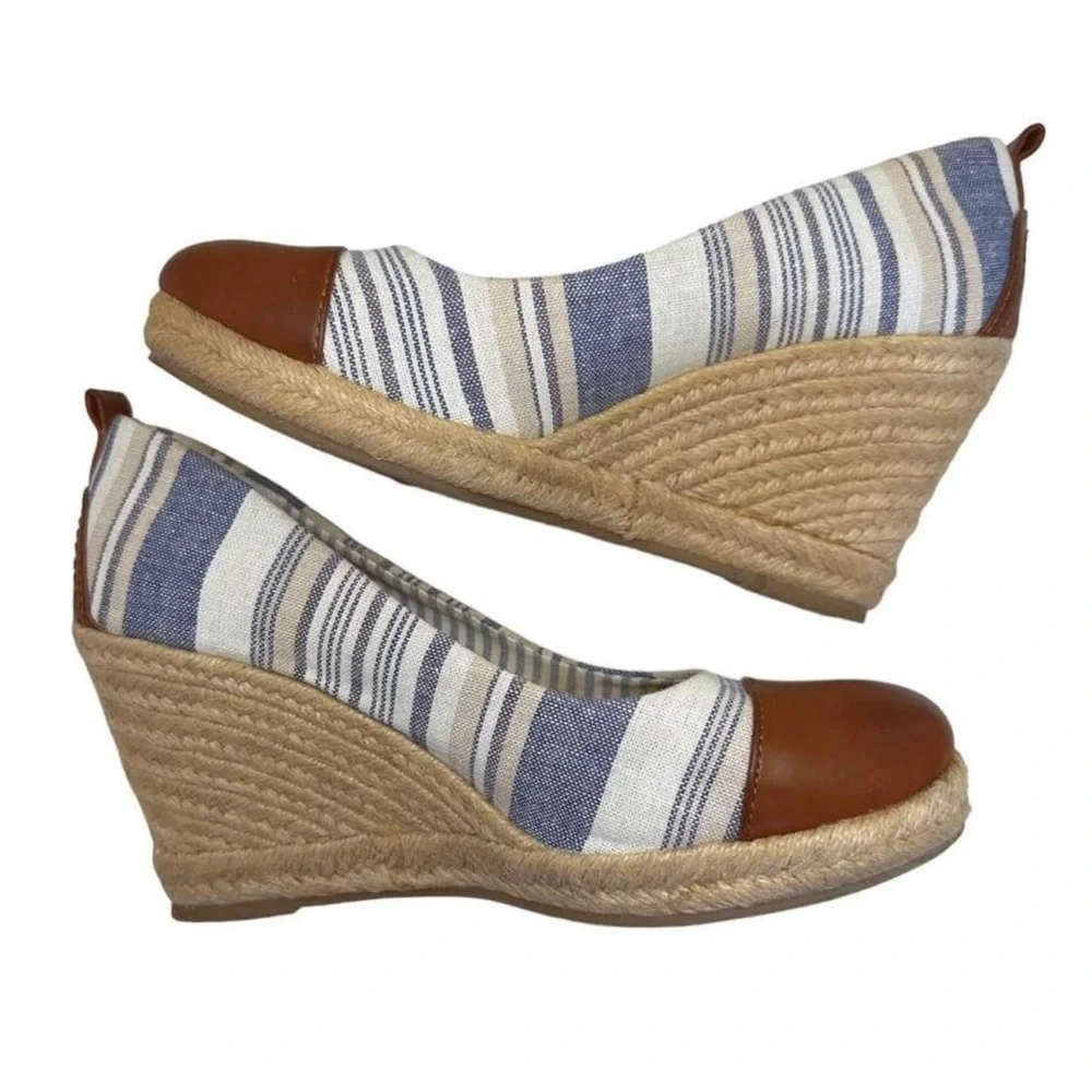 GH Bass Blue/White Stripe Brown Cap Toe Platform Wedge Pump Size 7.5